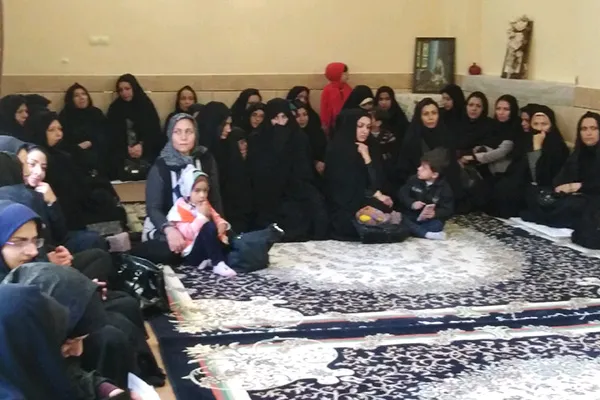 اندیشه‌های مهدوی را عارفانه به دیگران بیاموزانیم