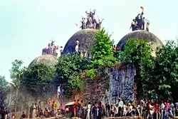 বাবরি মসজিদ : ধ্বংসের বার্ষিকীর দিনে রিভিউ আবেদন