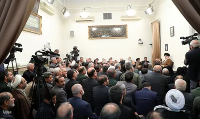 دیدار دست اندرکاران برگزاری کنگره بزرگداشت ۲۴ هزار شهید استان اصفهان با رهبرمعظم انقلاب
