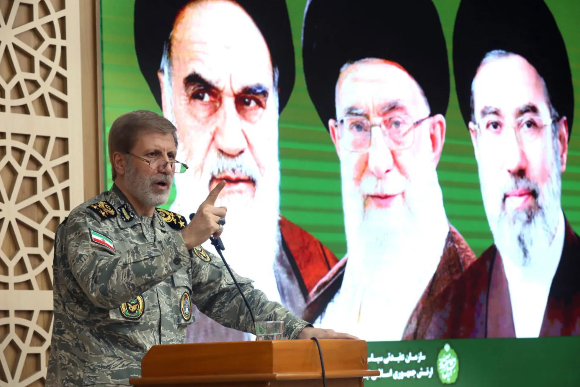 امیر سرلشکر امیر حاتمی، فرمانده کل ارتش