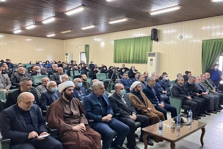 رونمایی از 44 عنوان کتاب دفاع مقدس در رشت