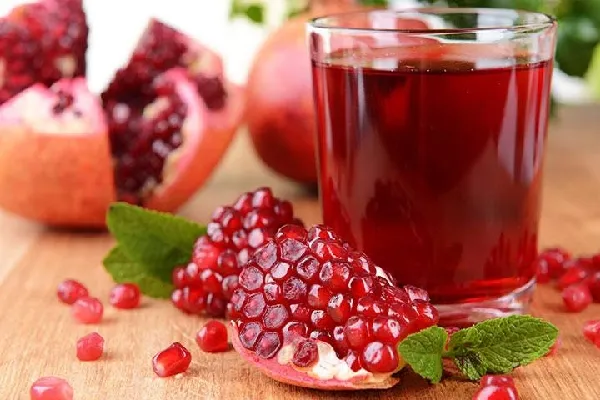 خواص انار؛ از آثار ضدويروسی تا شاداب‌کنندگی پوست