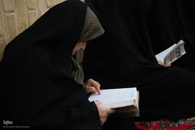 مراسم دعای عرفه در مسجد بزرگ خوزان خمینی‌شهر