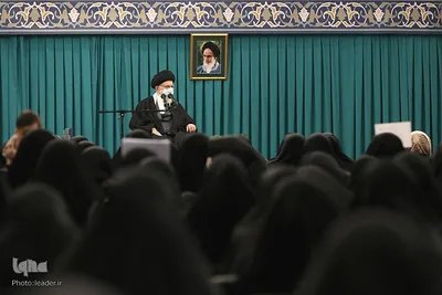 دیدار جمعی از بانوان فرهیخته کشور با رهبر انقلاب اسلامی