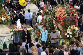 حرم مطهر رضوی در شب میلاد حضرت رضا(ع)
