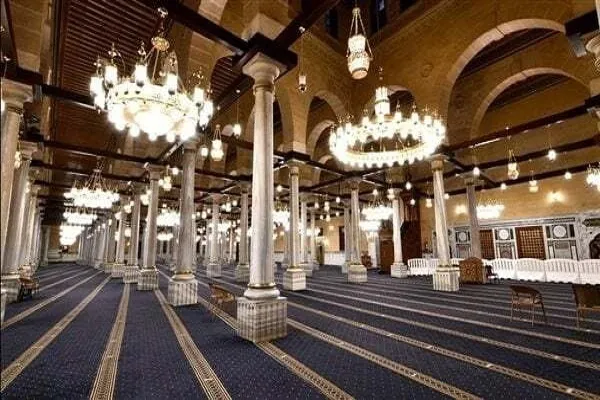 Os principais recitadores participam do Círculo Alcorânico na Mesquita Imam Hussein(a.s), no Cairo (+Vídeo)