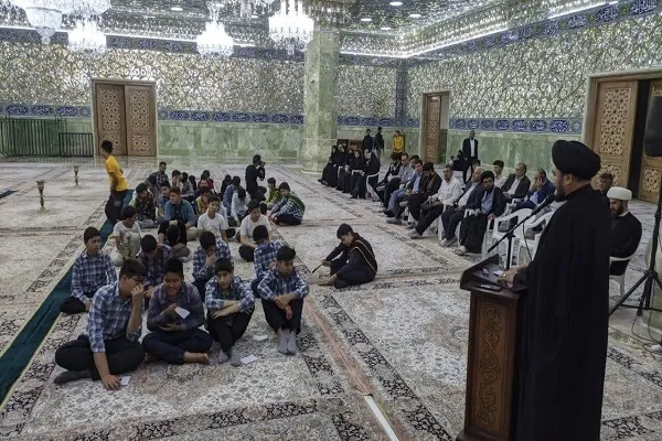 نخستین جشن تکلیف مهاجران افغانستانی در قم برگزار شد