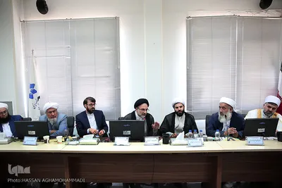 اولین نشست تبیین و ایده‌پردازی بیانیه گام دوم انقلاب اسلامی ویژه فرهیختگان حوزوی و دانشگاهی اهل سنت کشور