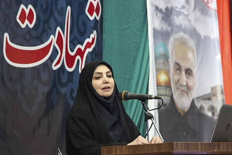 الگوگیری از سردار سلیمانی منشأ پیشرفت خواهد بود