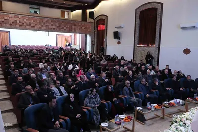 رونمایی از پوستر جشنواره ملی چندرسانه ای جاده سبز