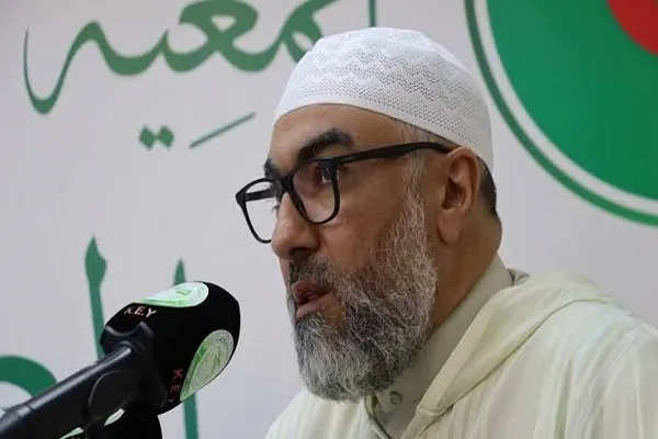 الجزائر تفقد أحد كبار مقرئيها.. 