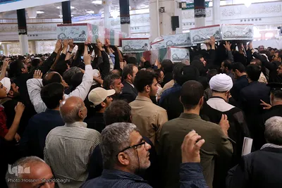 ⁨تشییع 7 شهید گمنام دفاع مقدس در سالروز شهادت امام جعفر صادق(ع)⁩