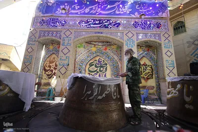 پخت بزرگترین سمنو شیرازی در کشور