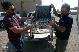توزیع لوازم التحریر هم نمک در جازموریان