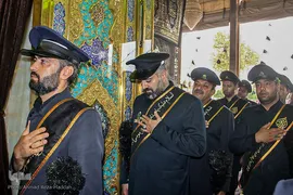 آیین تعویض پرچم گنبد آستان حضرت شاهچراغ (ع)‎‎