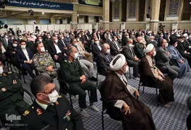 رهبر انقلاب اسلامی در دیدار دست‌اندرکاران برگزاری کنگره شهدای قم