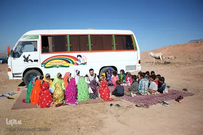 کتابخانه‌ سیار کانون، شادی بخش کودکان