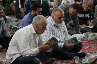 مراسم معنوی دعای عرفه در ملایر
