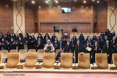 همایش تجلیل از مربیان و معلمین