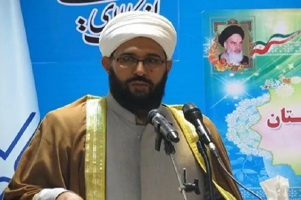 توهین به مقدسات اسلام مخالف با اصل آزادی بیان است
