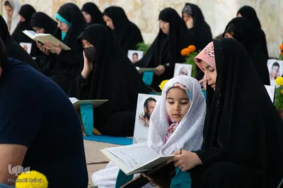 آیین جزء‌خوانی قرآن در امامزاده نرمی دولت‌آباد