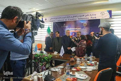 مراسم امضای تفاهم‌نامه همکاری مشترک جهاددانشگاهی و وزارت میراث فرهنگی، گردشگری و صنایع‌دستی