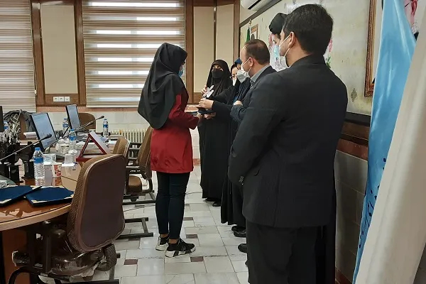 آثار برتر جشنواره ملی پوشاک نوجوانان در اراک تجلیل شدند + اسامی