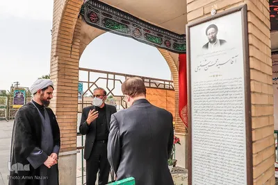 رونمایی از کتاب عکس «عالم پر تلاش»