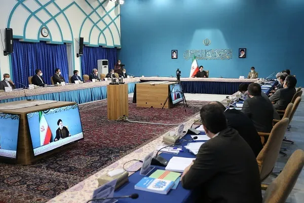 نیازمند انقلاب در نظام اداری بر پایه عدالت هستیم
