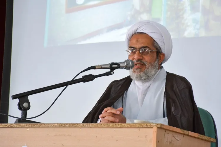 شهدای سلامت تربیت یافتگان مکتب امام صادق(ع) هستند