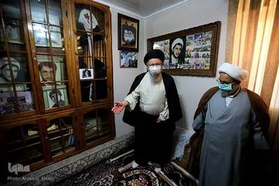 دیدار آیت الله نورمفیدی، نماینده ولی‌فقیه در استان و امام جمعه گرگان با خانواده شهدا