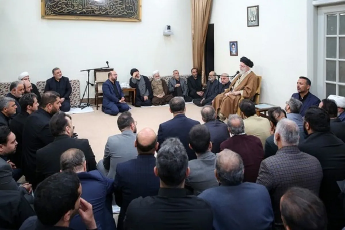 Path of Imams Is Path of Resistance, Reason: Ayatollah Khamenei  