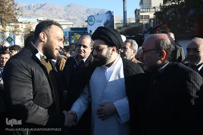 حضور فرزند رهبر معظم انقلاب در مراسم تشییع پیکر مرحوم استاد حبیب الله چایچیان