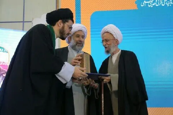 نظر مرحوم آیت‌الله مصباح یزدی درباره حفظ قرآن