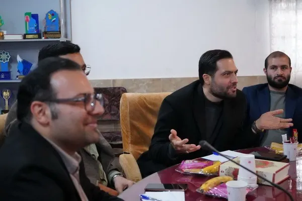 نشست فعالان قرآنی فرهنگیان مازندران برگزار شد
