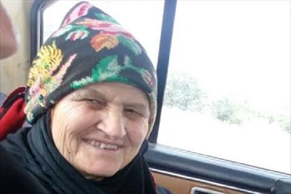 عجوز أردنية تتم حفظ القرآن کاملاً في عمر الـ74