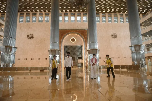 بازدید رئیس‌جمهور اندونزی از طرح توسعه بزرگترین مسجد جنوب شرق آسیا