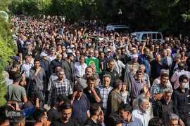 مراسم تشییع و خاکسپاری پیکر استاد محمدعلى کریم خانى، ذاکر و مداح اهل بیت (ع) در شهر نرجه از توابع شهرستان تاکستان در استان قزوین