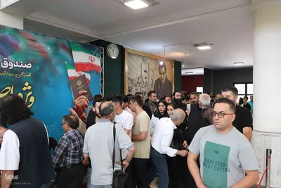 حضور هنرمندان پای صندوق‌های رأی‎