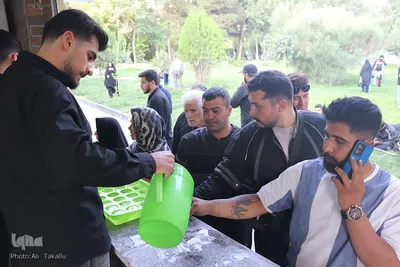 ایستگاه صلواتی کمیته خادمین الشهداء ملایر
