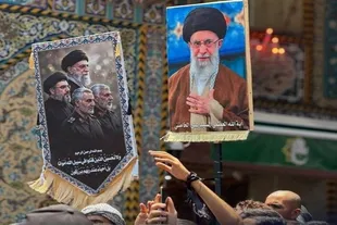 عراق در تدارک تشییع رهبر شهید در نجف و کربلا