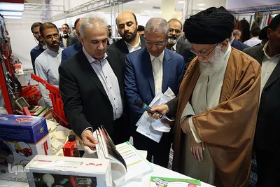 بازدید رهبر انقلاب از نمایشگاه کالای ایرانی
