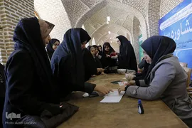 حضور مردم قزوین در پای صندوق های رأی