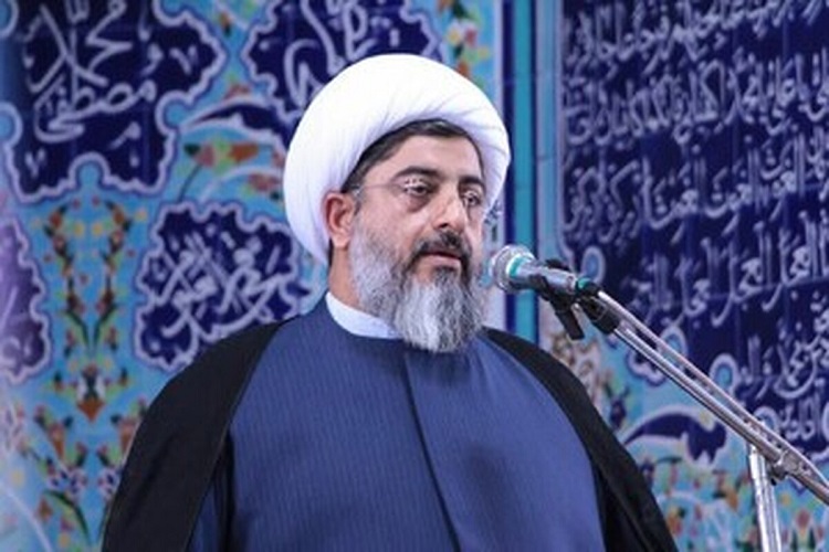حجت الاسلام روح الله مختاری امام جمعه ساوجبلاغ