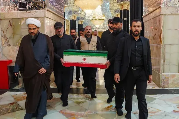 Jenazah Pemimpin Syahid di Haram Suci Amirul Mukminin (a.s)
