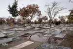 پاییز در قبرستان قدیمی زنجان