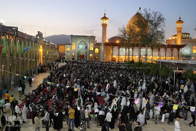 مراسم تحویل سال نو در حرم مطهر شاهچراغ (ع) شیراز‎
