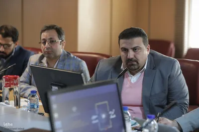 نشست آنسوی شکست
