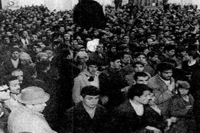تصاویری از مراسم تشییع جنازه آیت الله حاج شیخ جواد فومنی حائری در بهمن ماه 1343