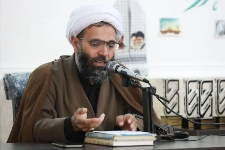 ایثار زیباترین جلوه مکتب شهید سلیمانی است